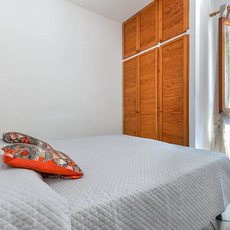 Holiday home Vicino - Procchio
